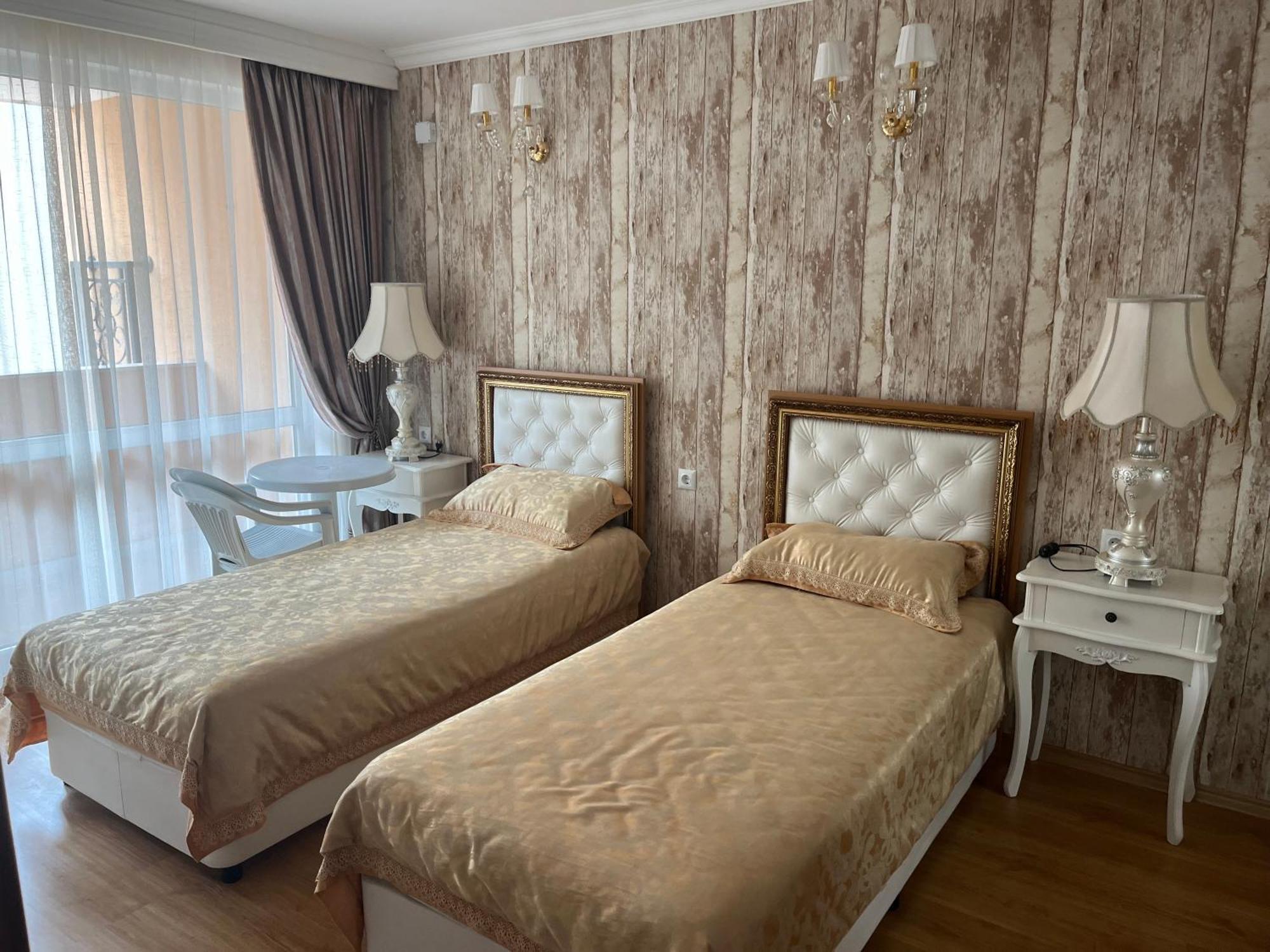 Apart Sweet Homes 5 - Apartments For Guests Sluneční pobřeží Exteriér fotografie